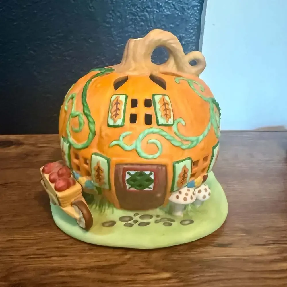 Cozy Pumpkin Patch House Tealight Candle Holder